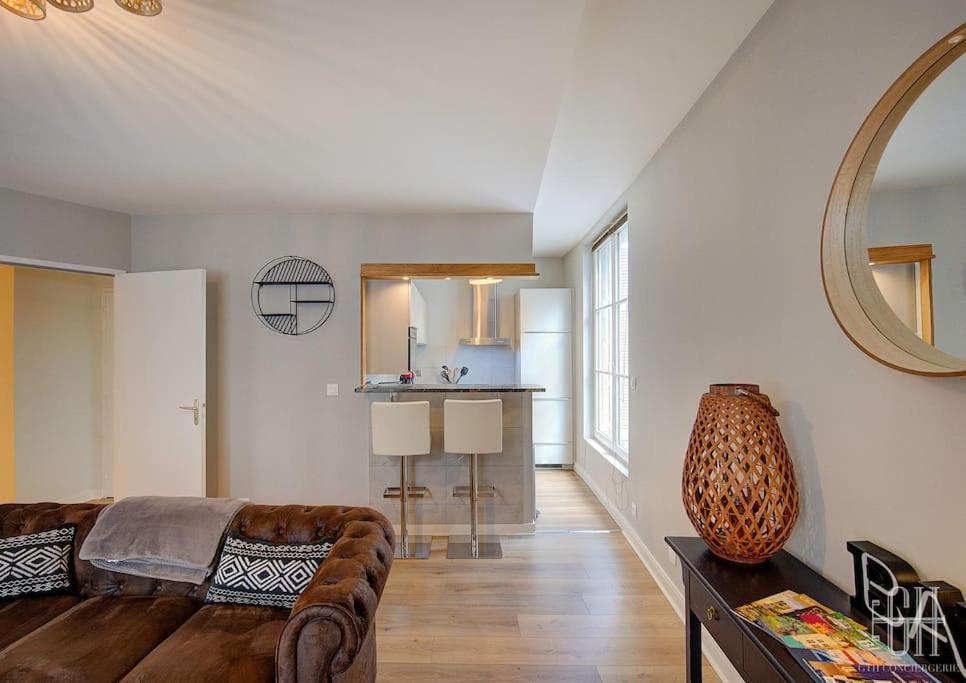 Begonia - Place Plumereau Тур Экстерьер фото